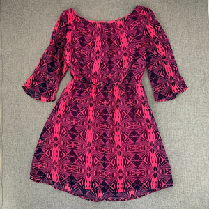 Maude Pink Black Hourglass Dress 3/4th Sleeves Medium Polyester